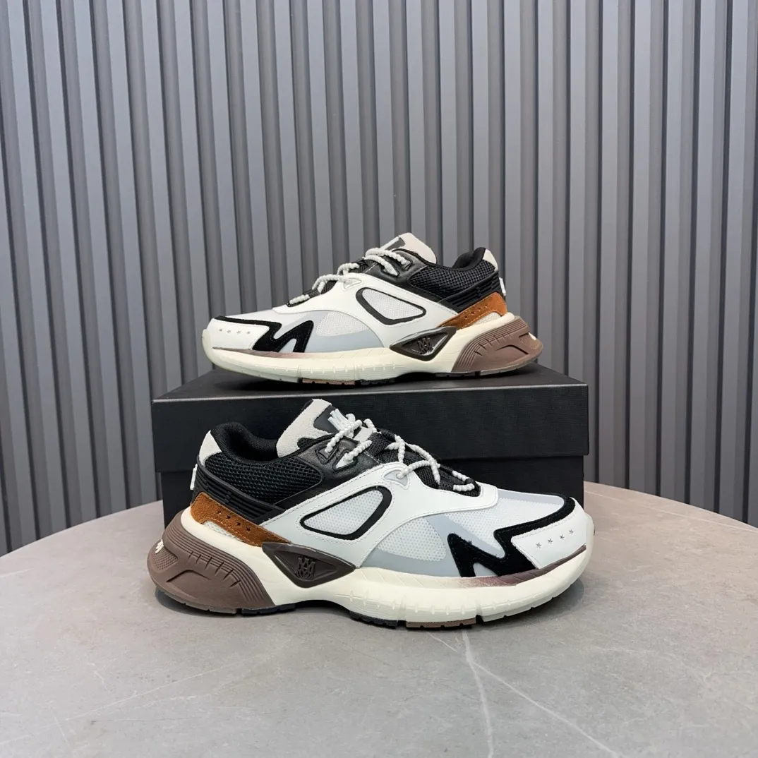 [AMIRI Amir] P: 760💰Size for couples: Female 35-40; Male 39-44; (Customized at 45.46) AMIRI Amir New Autumn and Winter Products New Autumn Latest Catwalk Couple Color Block Bread Casual Sports Shoes Series〰 Full of detailed casual fashion style New generation of bone shoes popular classic upgrades Super comfortable and super popular! AUTRY is an exclusive version of AUTRY couple casual shoes from a high street brand in Los Angeles. Many celebrity Internet celebrities have the same style. Chinese new rapper Xiaobai Gali, Wang Yibo, Yang Mi and other Internet celebrity bloggers are competing for their feet. The three-dimensional molded metal logo on the side of the AJ1 shoe is on par with Nike's popular Fog. The heroic value instantly has a bit of punk rock flavor, all showing fashion sense and street style... ▪ Upper: original custom-made cowhide + original custom-made breathable mesh ▪Inner lining: original customized breathable mesh ▪Outsole: original molded two-color TPU rubber combination outsole.